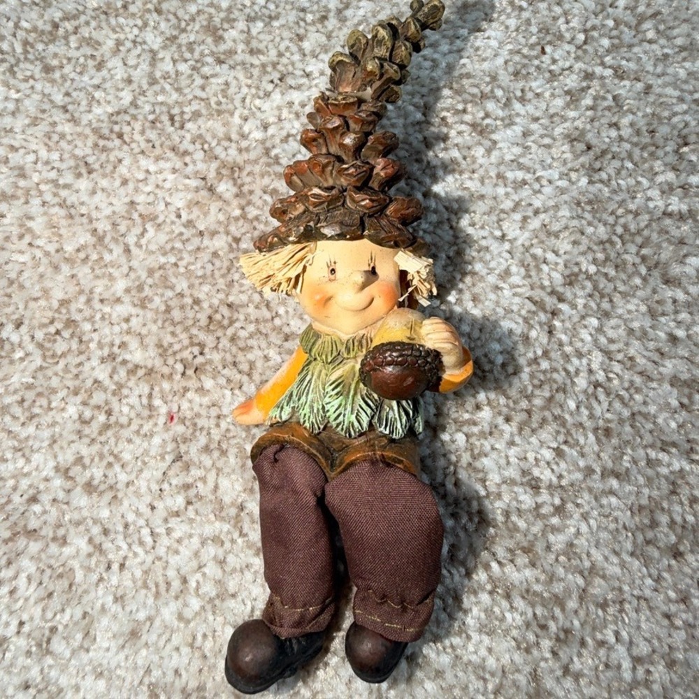 Vintage Resin Pinecone Figurine Shelf Sitter Fall Decor Acorn Hat